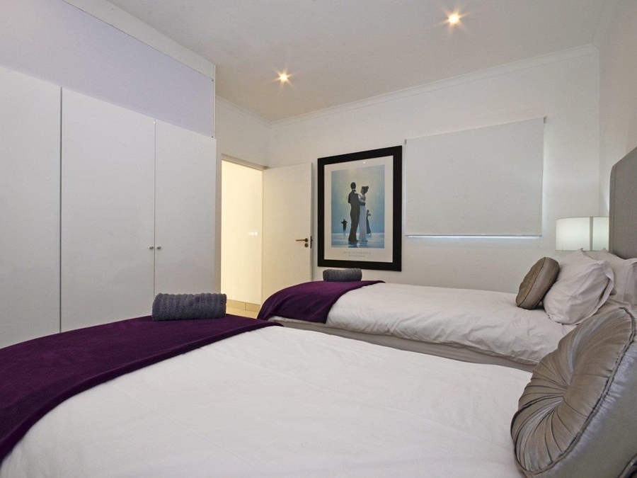 To Let 2 Bedroom Property for Rent in Sea Point Western Cape